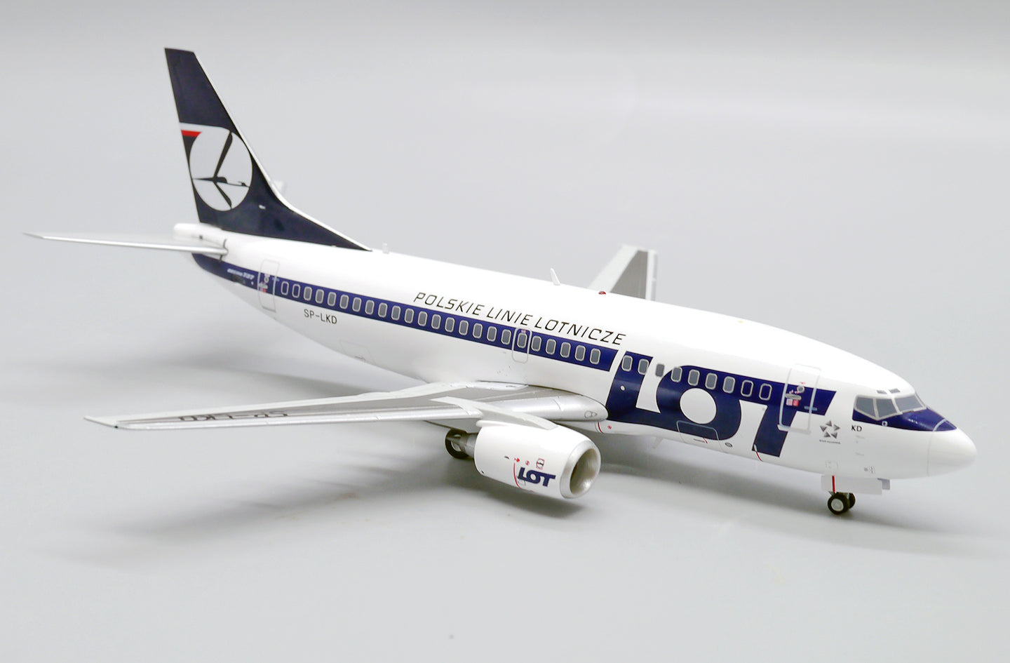 JC WINGS B737-500 POLISH AIRLINES (LOT) REG: SP-LKD