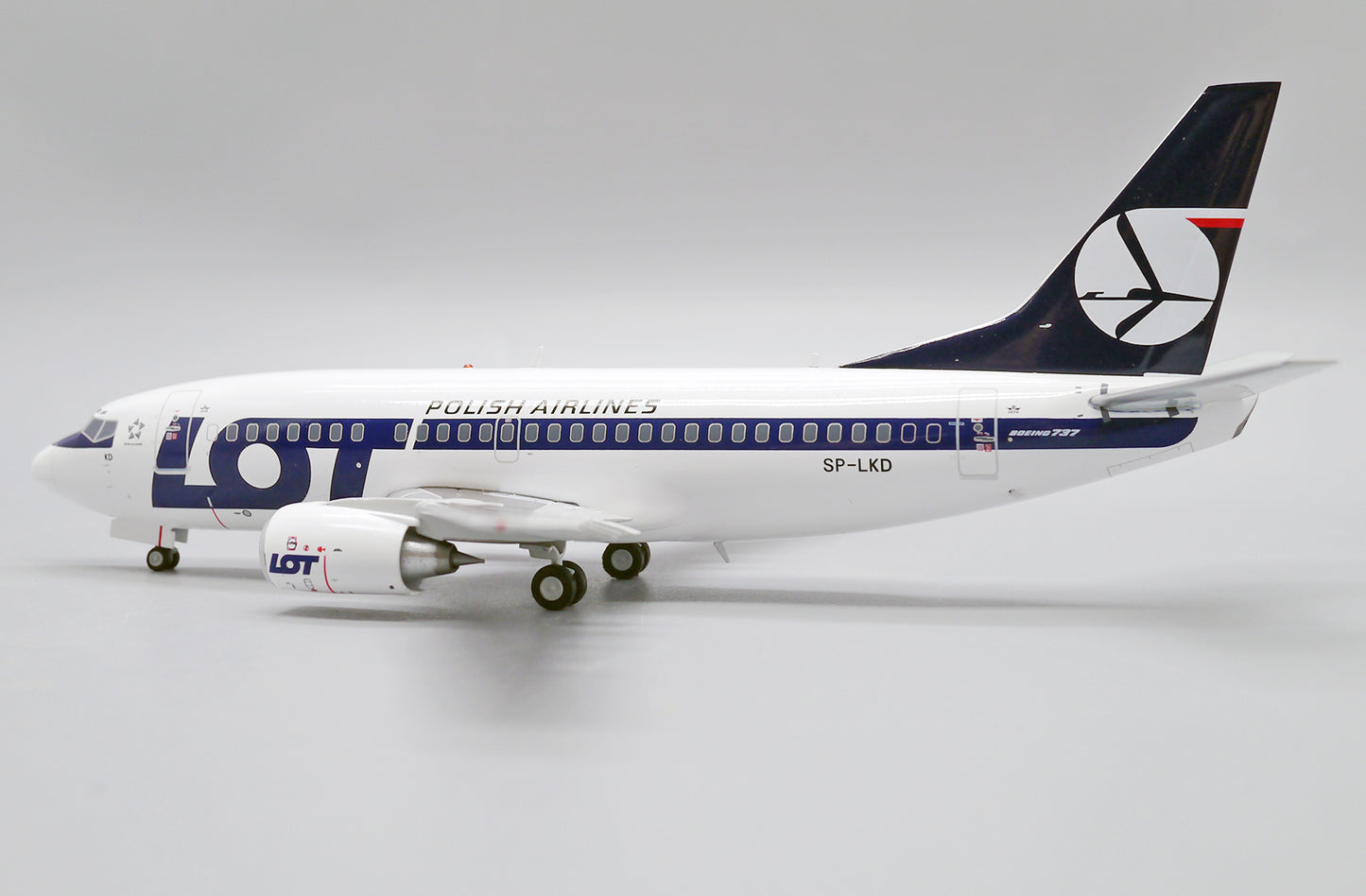 JC WINGS B737-500 POLISH AIRLINES (LOT) REG: SP-LKD
