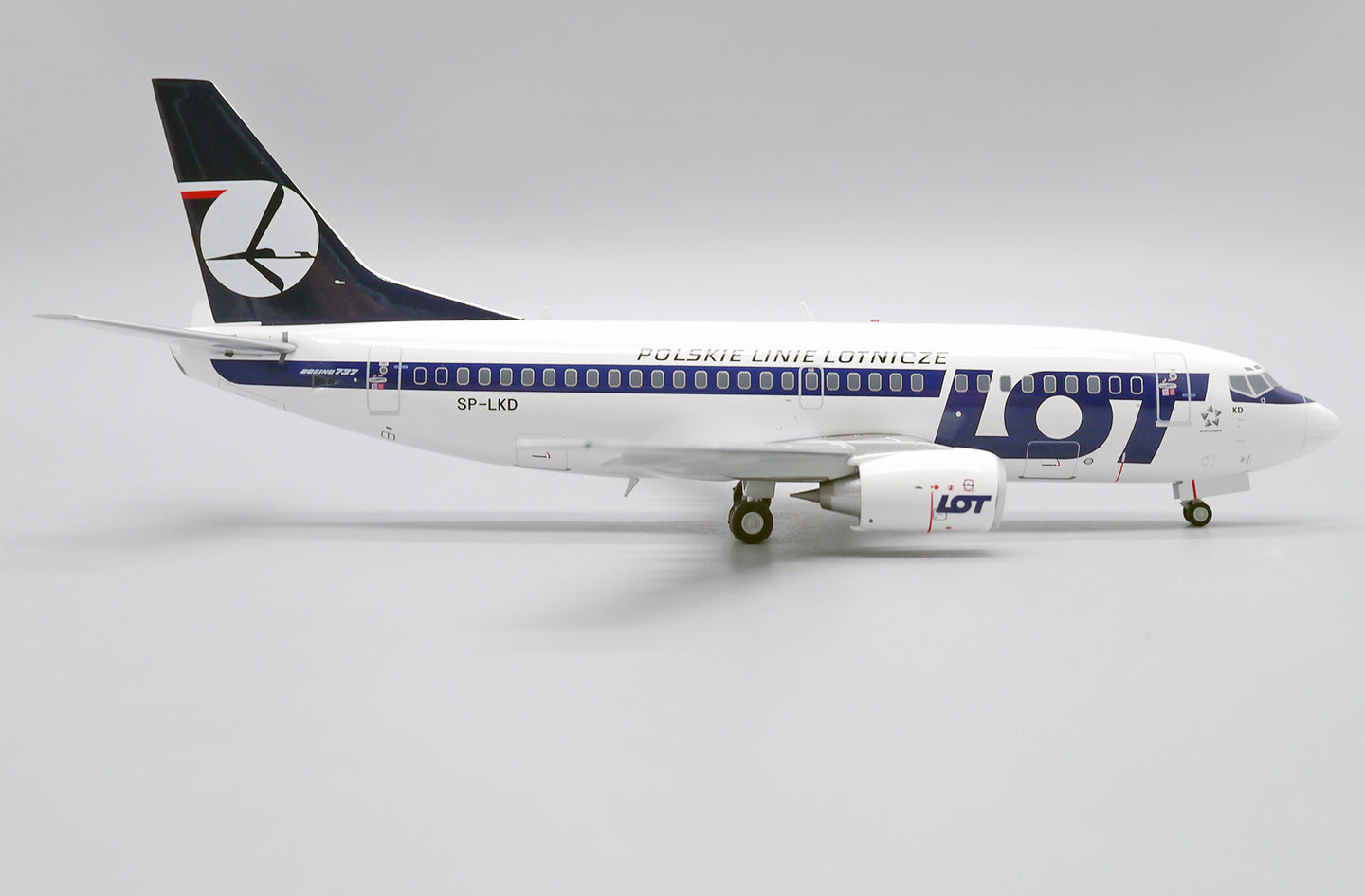 JC WINGS B737-500 POLISH AIRLINES (LOT) REG: SP-LKD