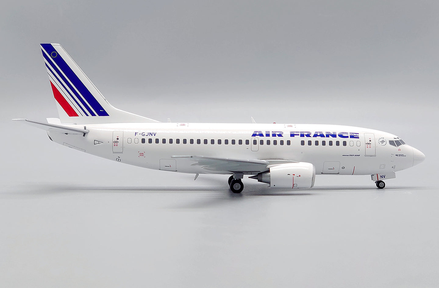 JC WINGS B737-500 AIR FRANCE REG: F-GJNV