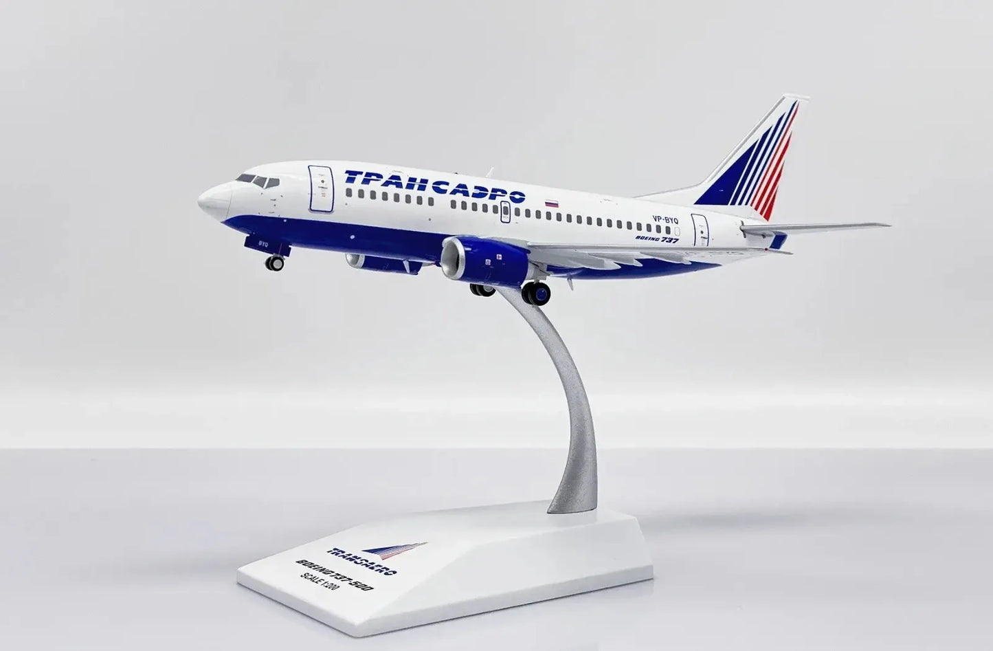 JC WINGS B737-500 TRANSAERO REG: VP-BYQ