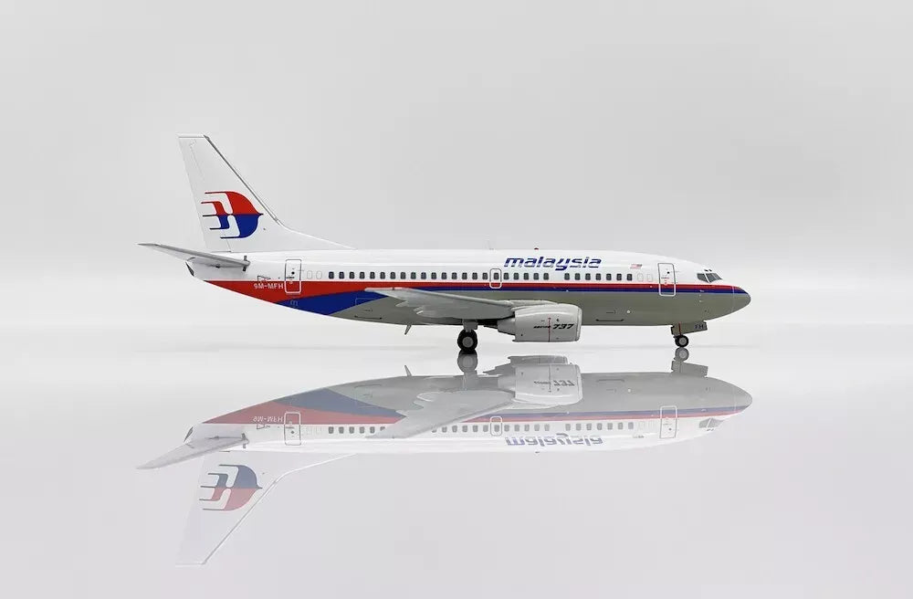 JC WINGS B737-500 MALAYSIA AIRLINES REG: 9M-MFH