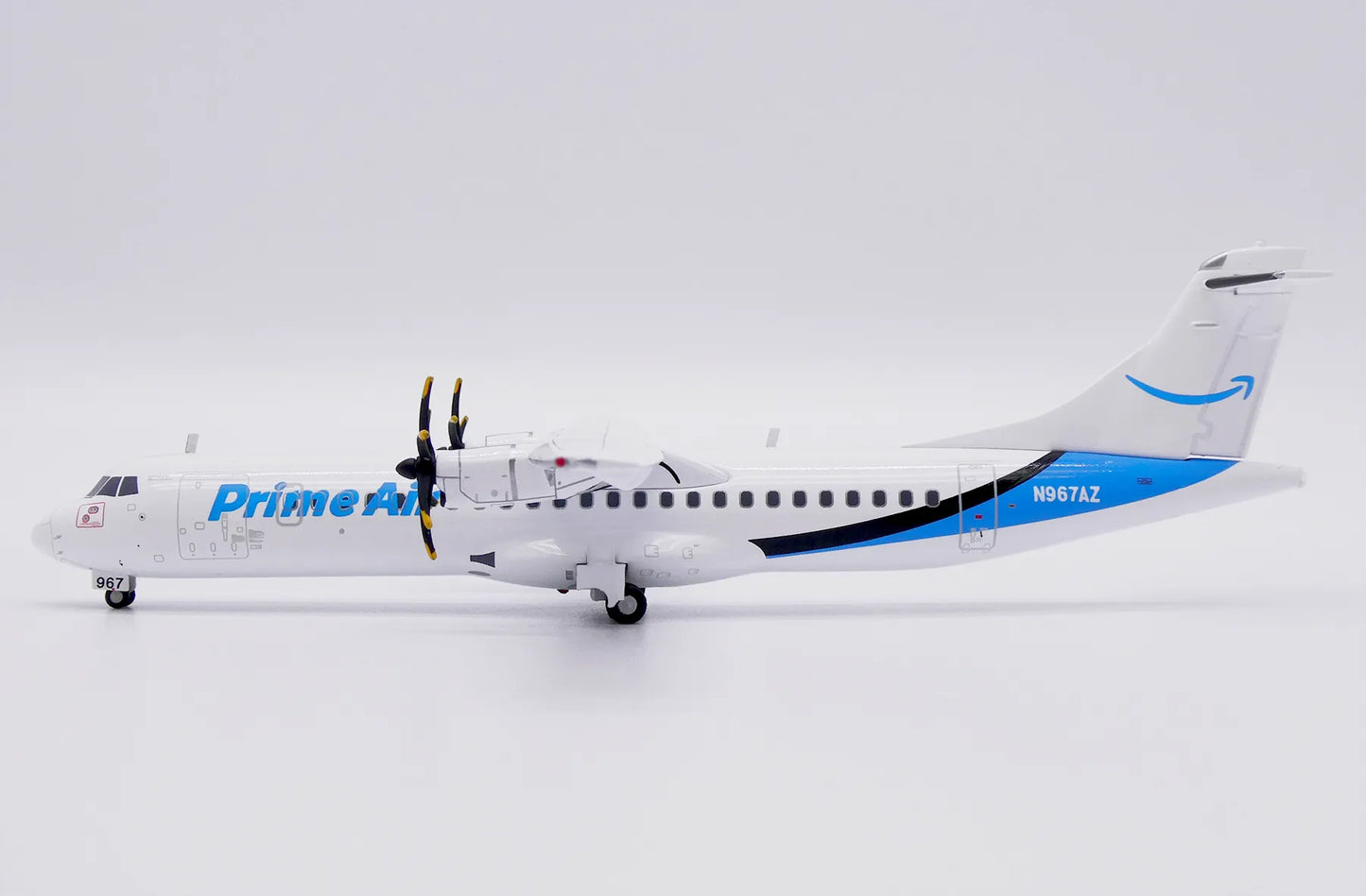 JC WINGS ATR72-500F AMAZON PRIME AIR REG: N967AZ