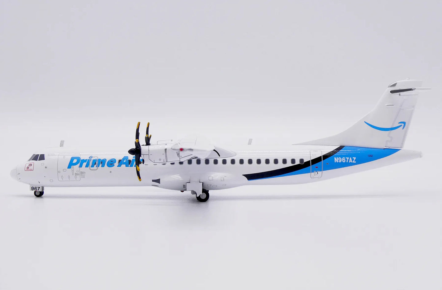 JC WINGS ATR72-500F AMAZON PRIME AIR REG: N967AZ