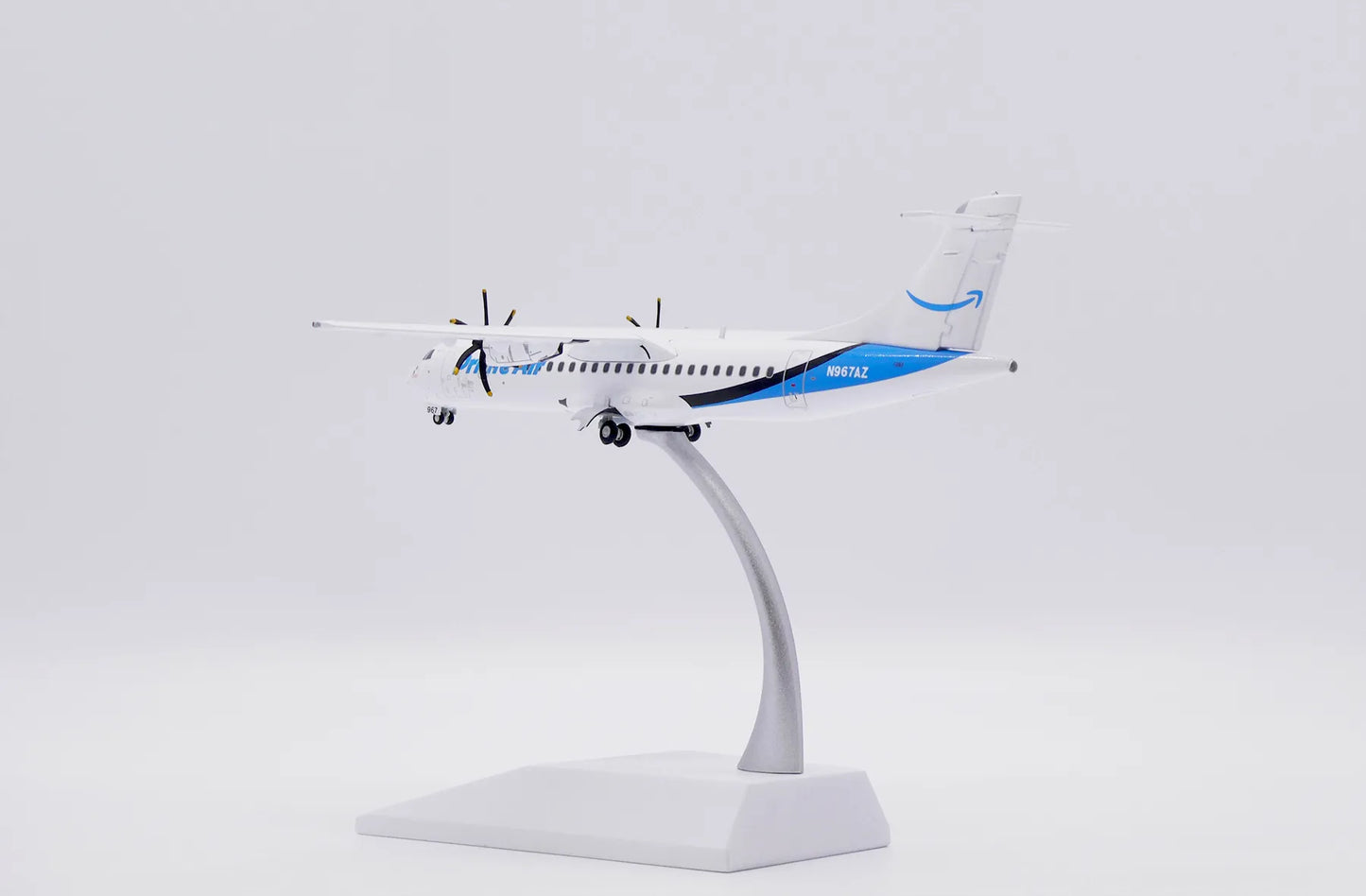 JC WINGS ATR72-500F AMAZON PRIME AIR REG: N967AZ