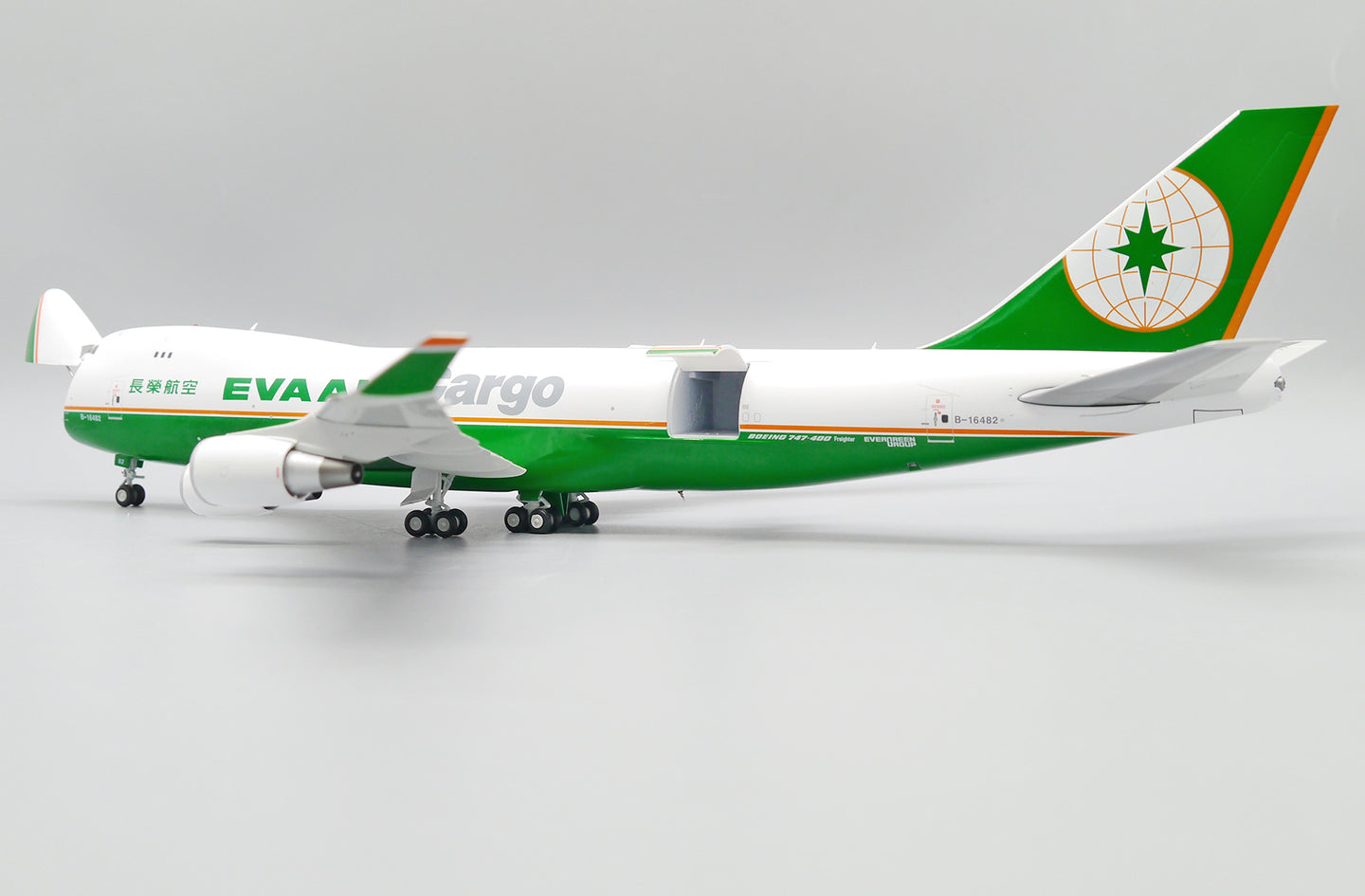 JC WINGS B747-400F EVA AIR CARGO (INTERACTIVE SERIES) REG: B-16482