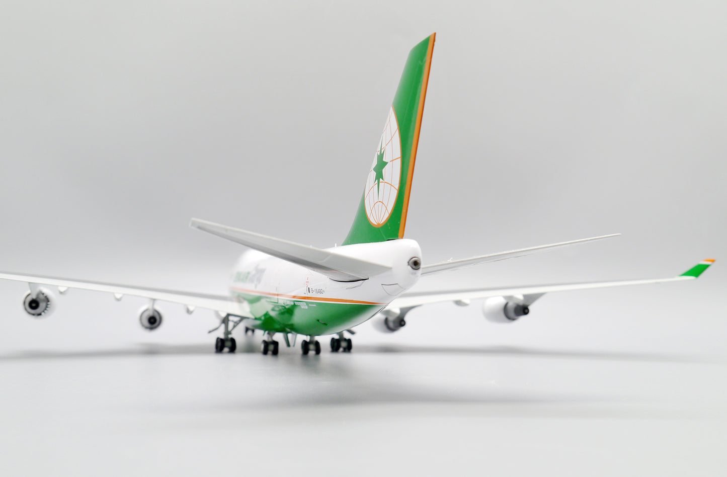 JC WINGS B747-400F EVA AIR CARGO (INTERACTIVE SERIES) REG: B-16482