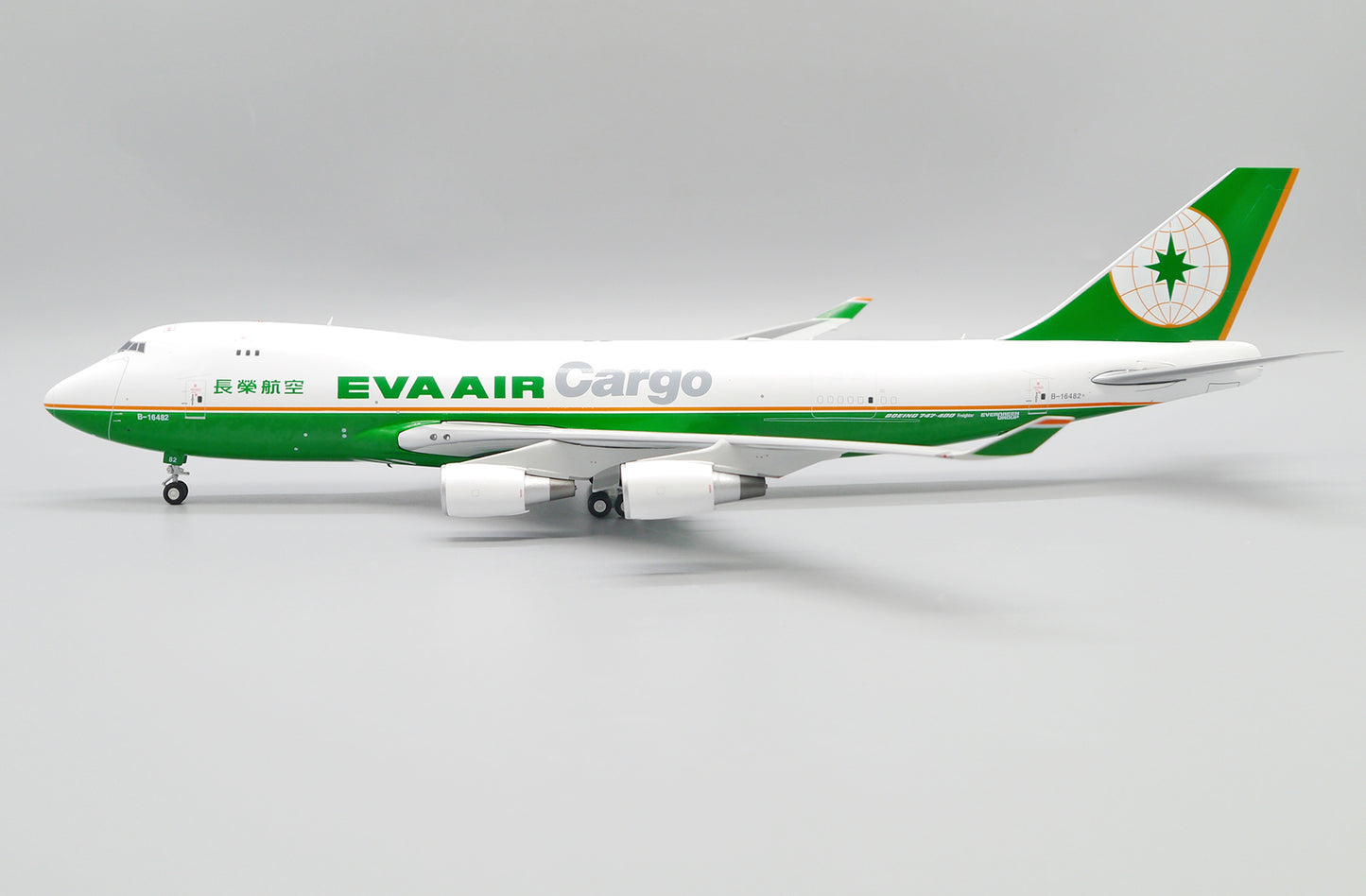 JC WINGS B747-400F EVA AIR CARGO REG: B-16482