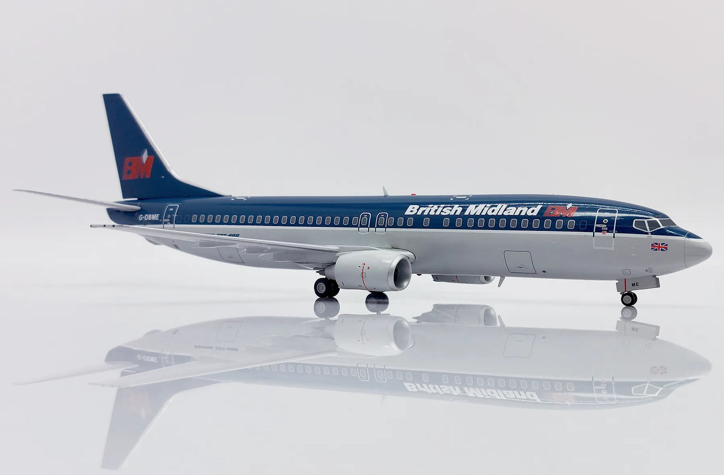 JC WINGS B737-400 BRITISH MIDLAND AIRWAYS REG: G-OBME