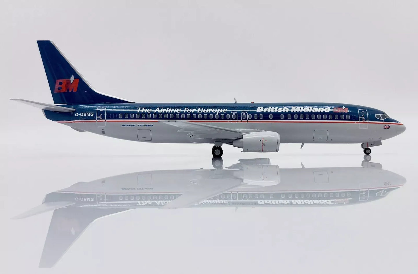 JC WINGS B737-400 BRITISH MIDLAND AIRWAYS "THE AIRLINE FOR EUROPE" REG: G-OBMG