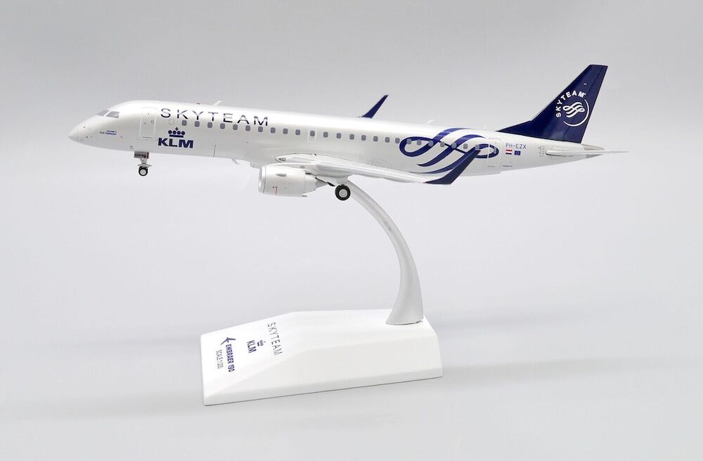 JC WINGS EMBRAER 190-100STD KLM CITYHOPPER "SKYTEAM" REG: PH-EZX