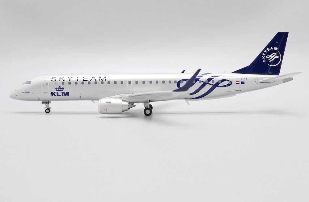 JC WINGS EMBRAER 190-100STD KLM CITYHOPPER "SKYTEAM" REG: PH-EZX