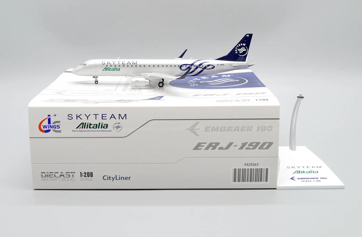 JC WINGS ERJ-190STD ALITALIA "SKYTEAM" REG: EI-RND