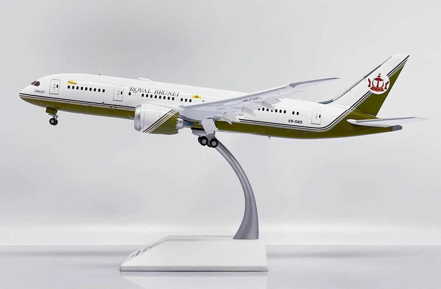 JCWINGS B787-8 BBJ BRUNEI GOVERNMENT (FLAPS DOWN) REG: V8-OAS