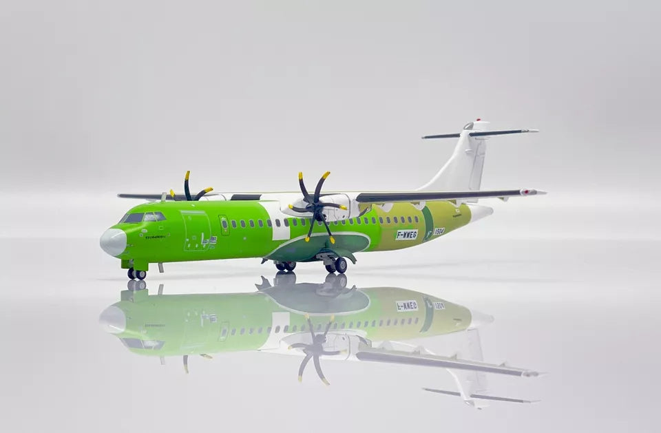 JC WINGS ATR72-600 HOUSE COLOURS "TEST LIVERY" REG: F-WWEG