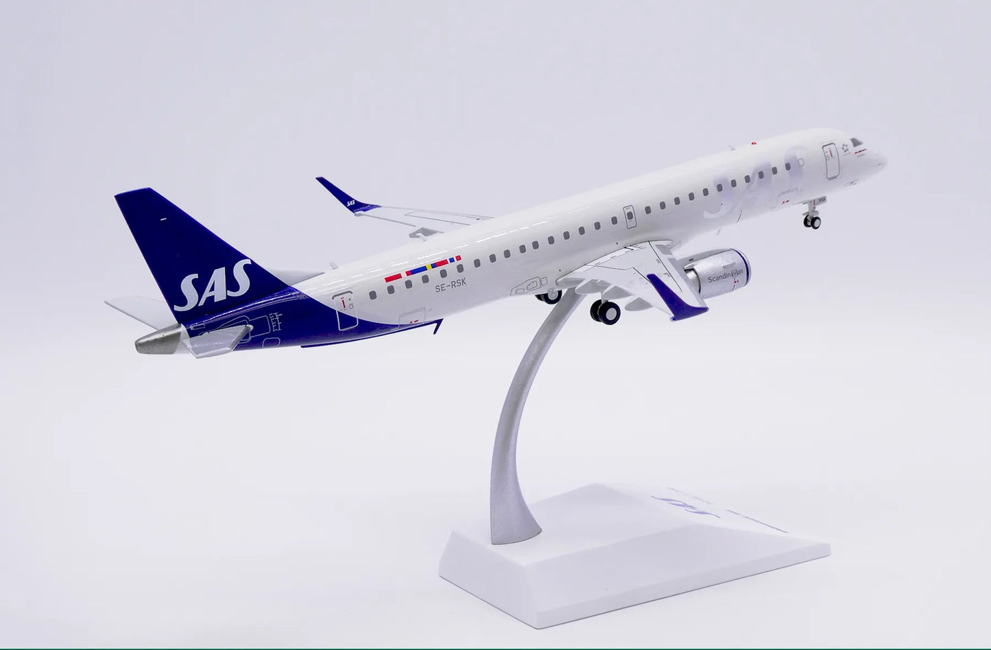 JCWINGS EMBRAER 190-200LR SAS LINK REG: SE-RSK