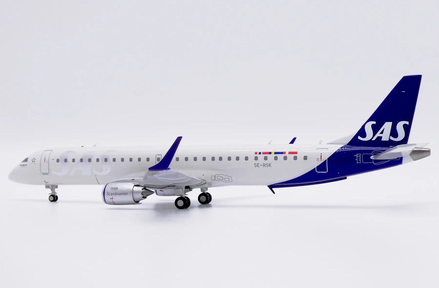 JCWINGS EMBRAER 190-200LR SAS LINK REG: SE-RSK