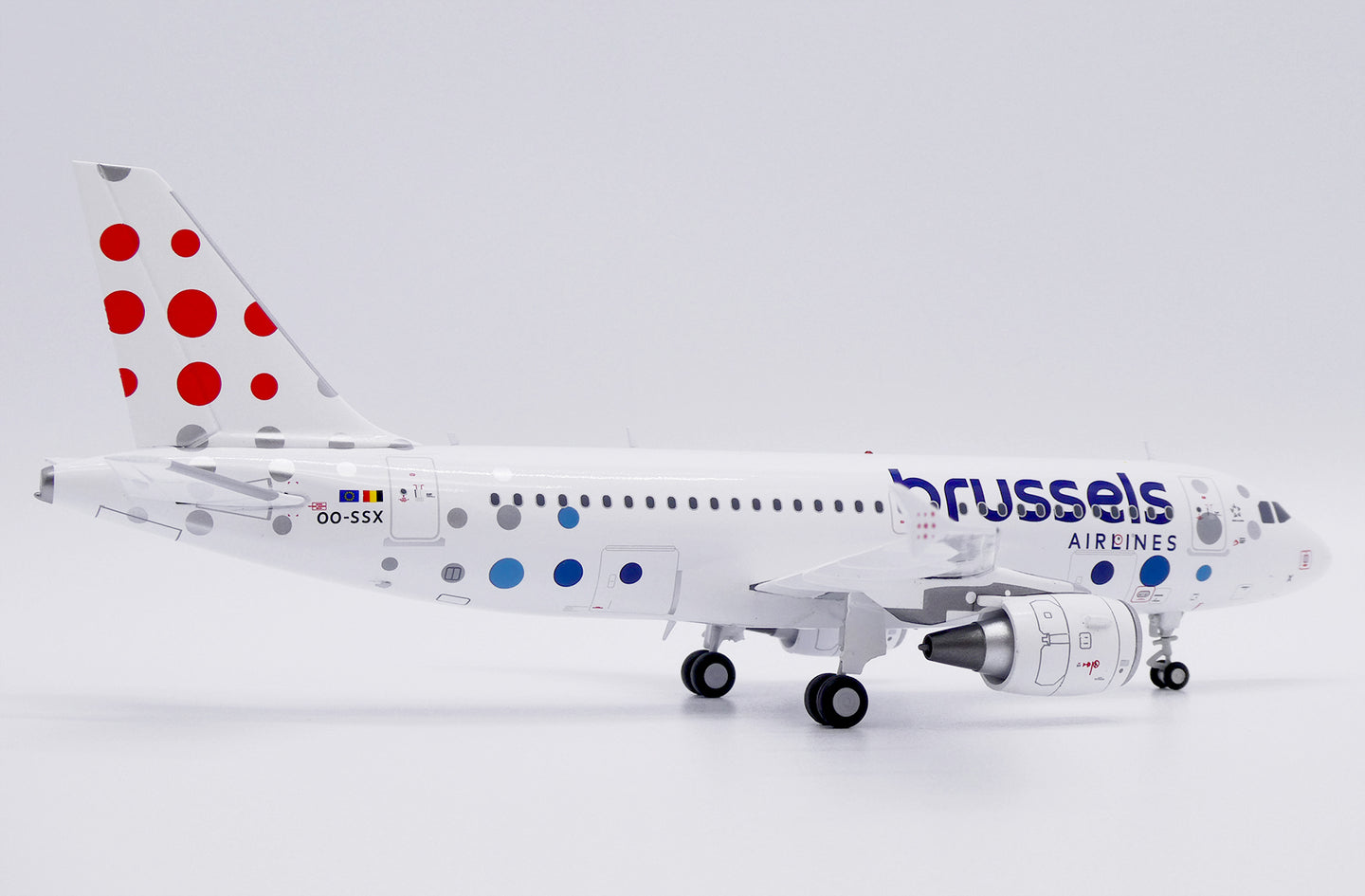 JC WINGS A319 BRUSSELS AIRLINES REG: OO-SSX