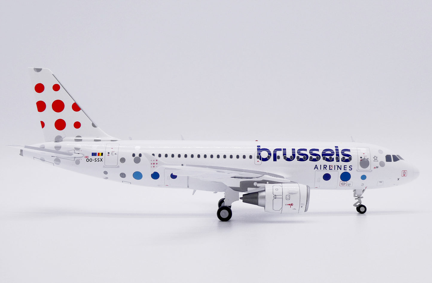 JC WINGS A319 BRUSSELS AIRLINES REG: OO-SSX