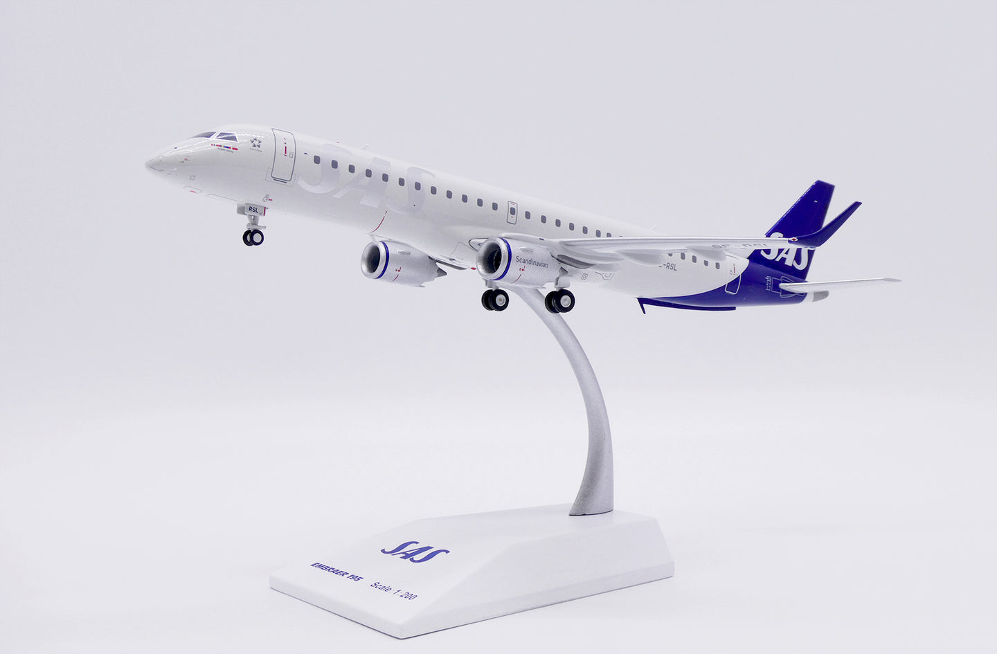 JC WINGS ERJ-195LR SAS LINK REG: SE-RSL