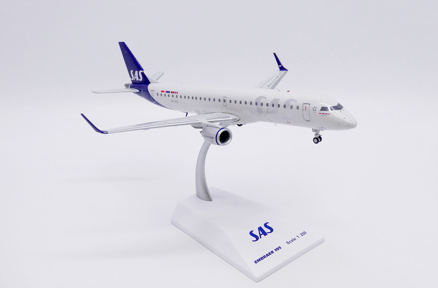 JC WINGS ERJ-195LR SAS LINK REG: SE-RSL