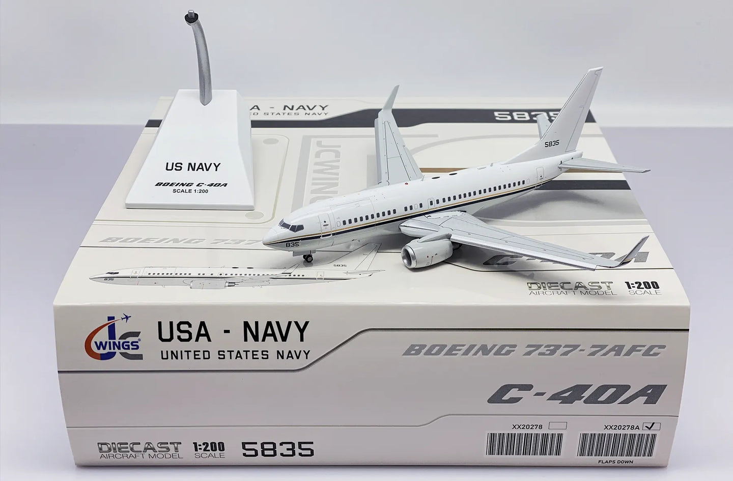 JC WINGS B737-700 C-40A CLIPPER US NAVY (FLAPS DOWN) REG: 165835