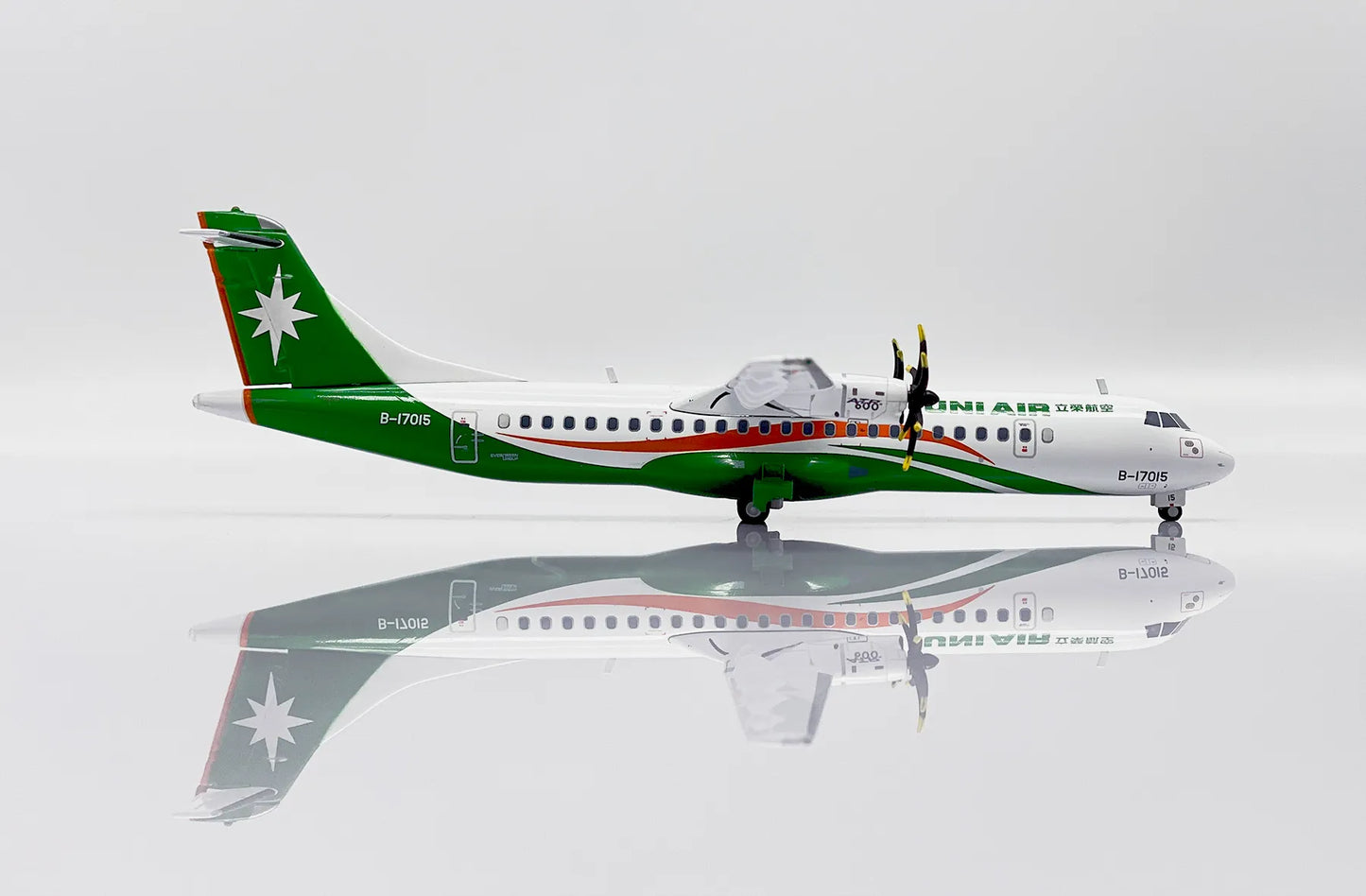 JC WINGS ATR72-600 UNI AIR REG: B-17015
