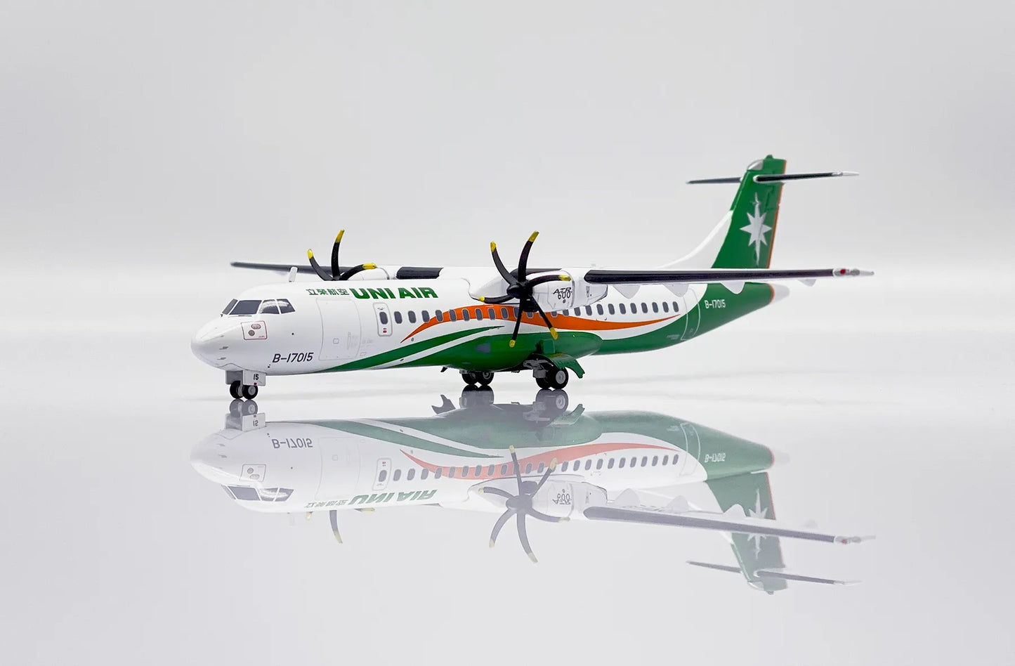 JC WINGS ATR72-600 UNI AIR REG: B-17015