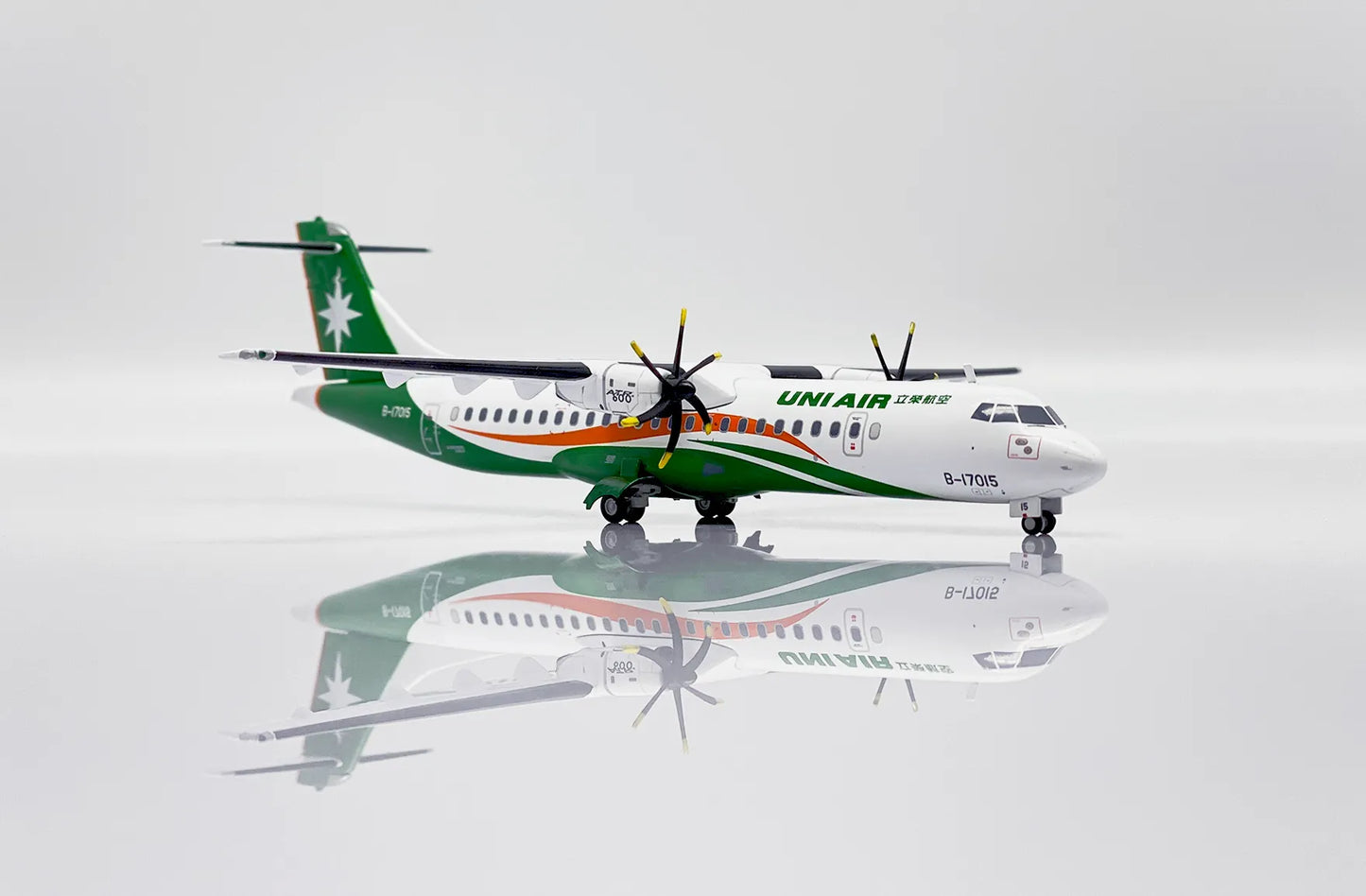 JC WINGS ATR72-600 UNI AIR REG: B-17015