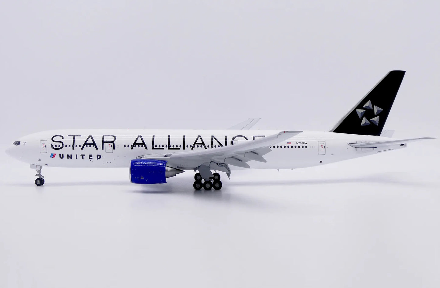 JC WINGS B777-200ER UNITED AIRLINES "STAR ALLIANCE" (FLAPS DOWN) REG: N218UA