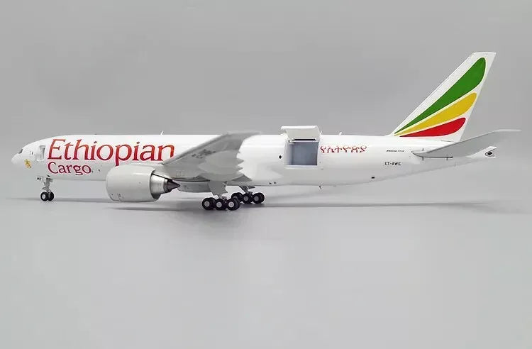 JC WINGS 777-200LRF ETHIOPIAN CARGO REG: ET-AWE
