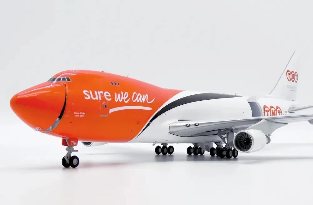 JC WINGS B747-400F TNT EXPRESS "SURE WE CAN" (INTERACTIVE SERIES) REG: OO-THA