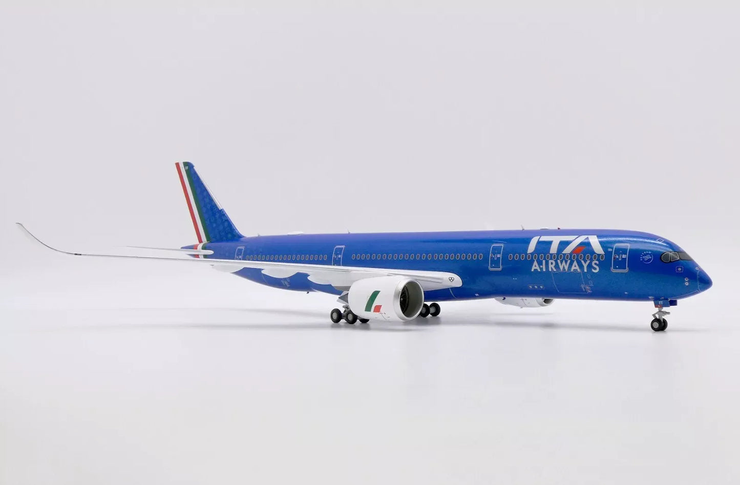 JC WINGS A350-900XWB ITA AIRWAYS "MONZA 100" REG: EI-IFF
