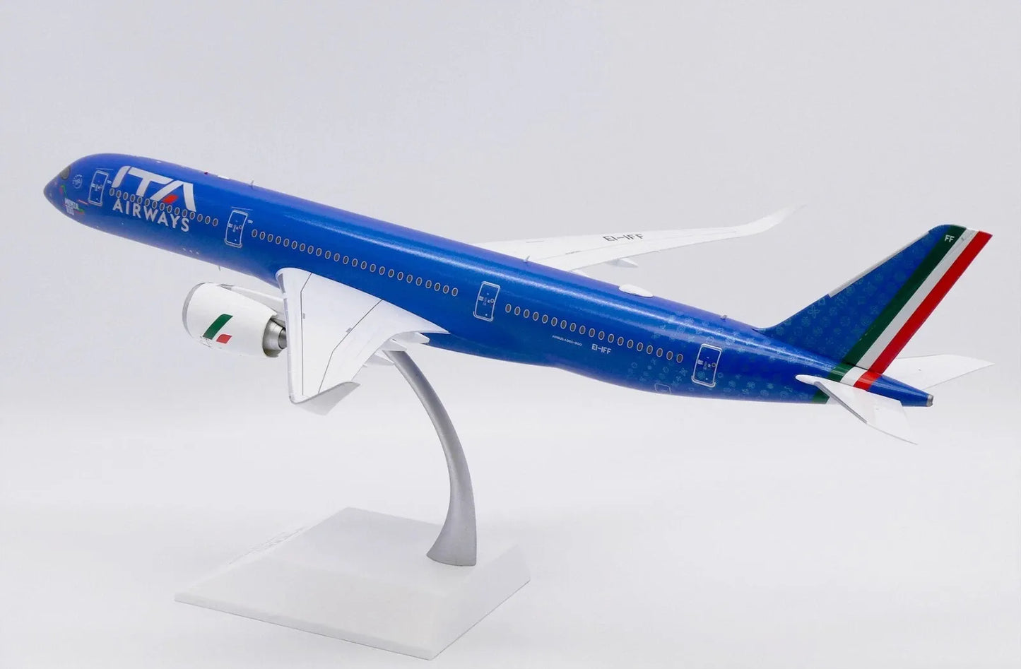 JC WINGS A350-900XWB ITA AIRWAYS "MONZA 100" REG: EI-IFF