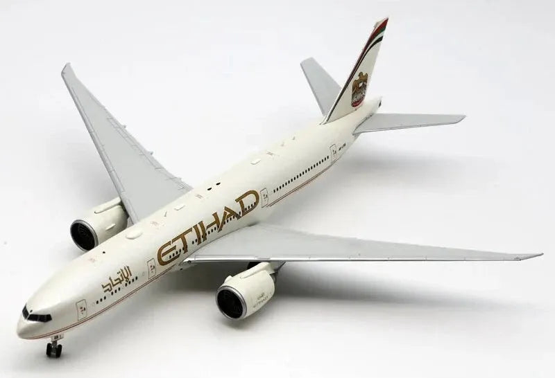 JC WINGS B777-200LR ETIHAD AIRWAYS REG: A6-LRB (LIMITED EDITION AVIATION TAG)