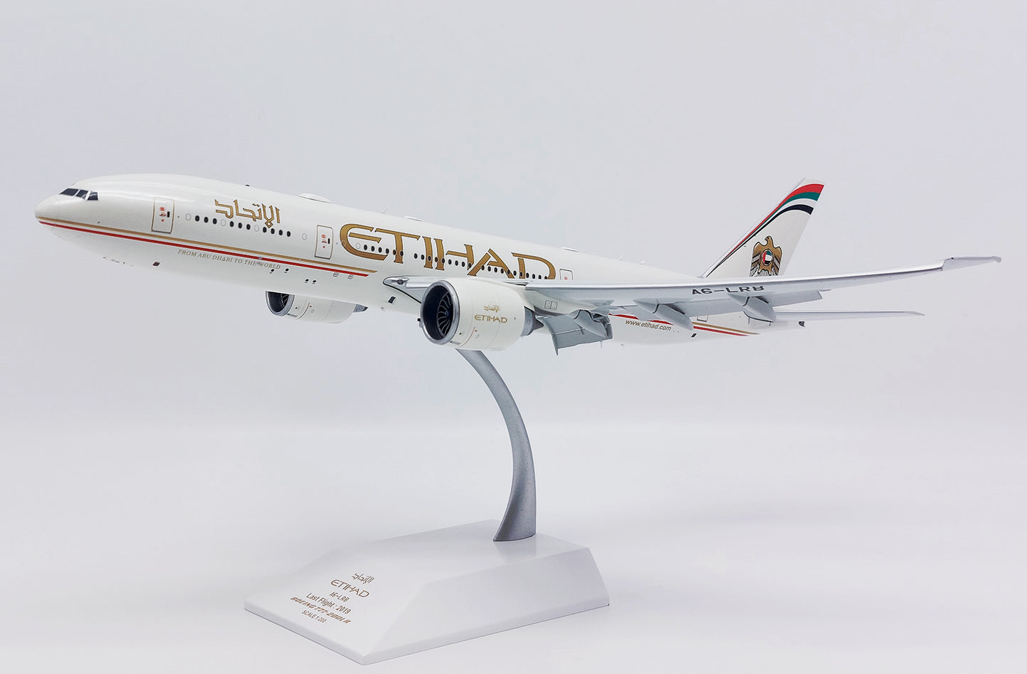 JC WINGS B777-200LR ETIHAD AIRWAYS REG: A6-LRB