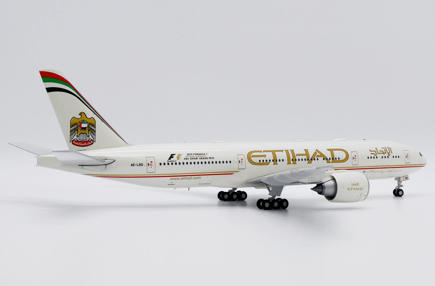 JC WINGS B777-200LR ETIHAD AIRWAYS 2015 "FORMULA 1" REG: A6-LRD