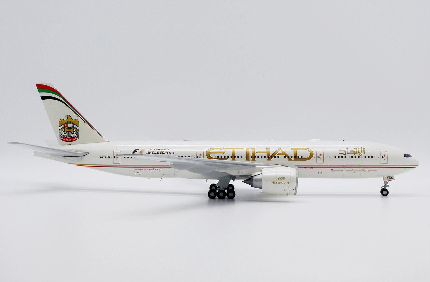 JC WINGS B777-200LR ETIHAD AIRWAYS 2015 "FORMULA 1" REG: A6-LRD