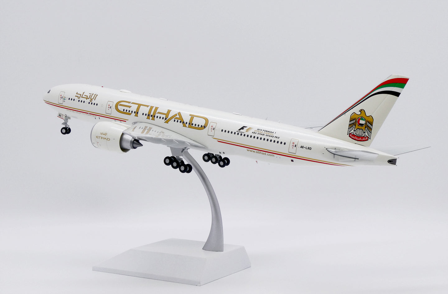 JC WINGS B777-200LR ETIHAD AIRWAYS 2015 "FORMULA 1" REG: A6-LRD
