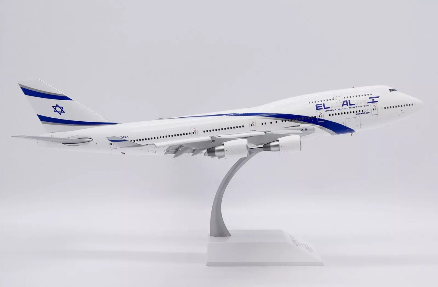 JC WINGS B747-400 EL AL ISRAEL AIRLINES REG: 4X-ELA (FLAPS DOWN)