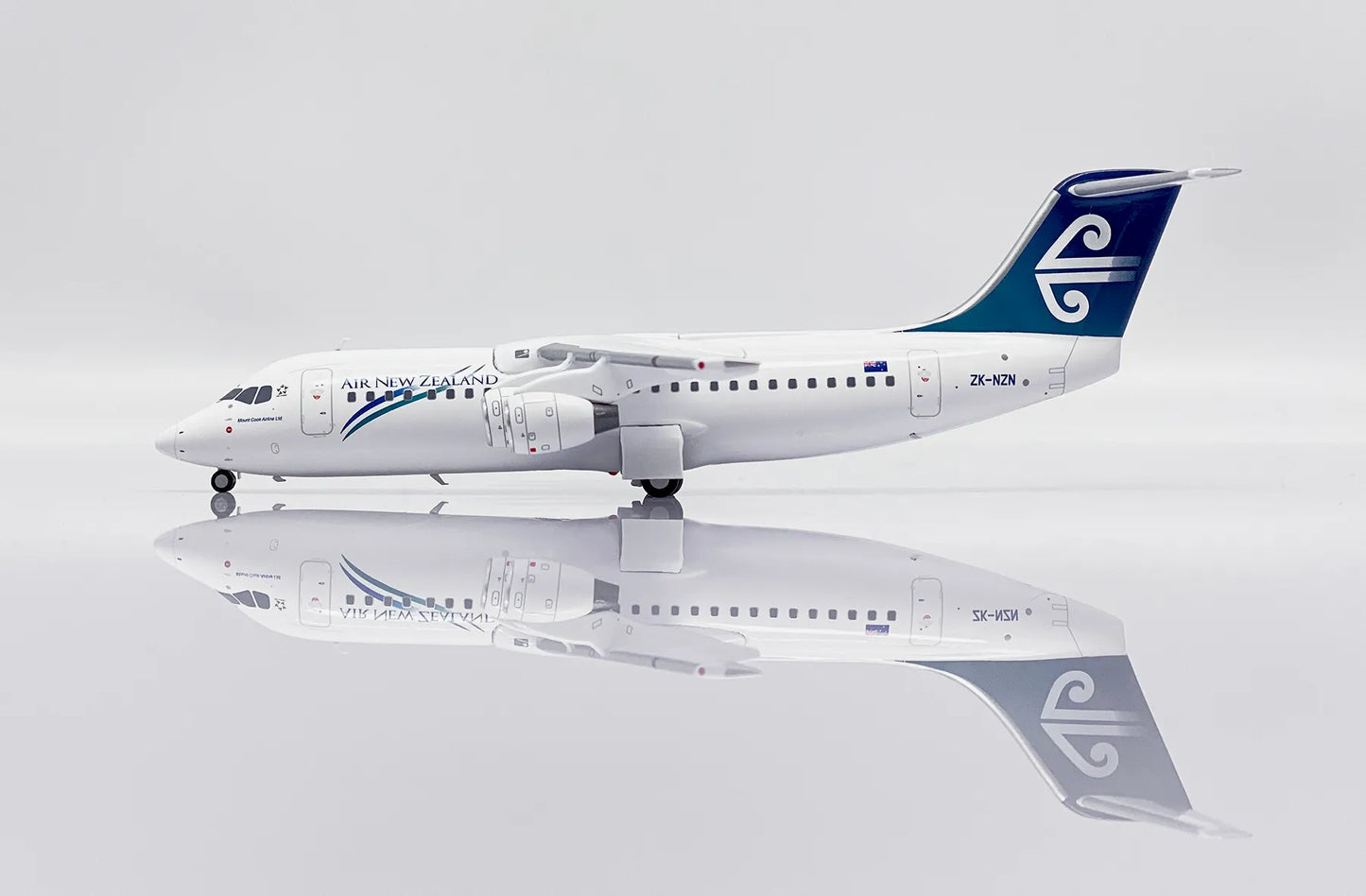 JC WINGS BAE 146-300 AIR NEW ZEALAND LINK REG: ZK-NZN