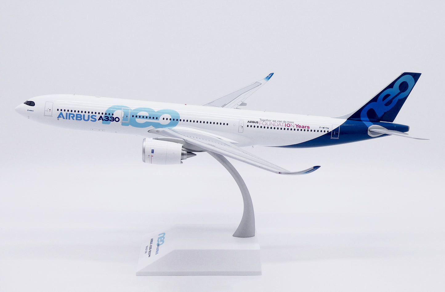 JC WINGS A330-900NEO AIRBUS HOUSE COLOUR "FOUNDAT10N YEARS" REG: F-WTTN