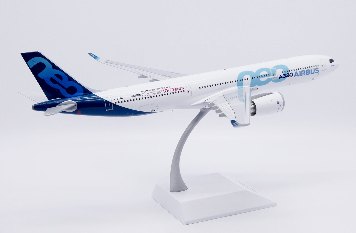 JC WINGS A330-900NEO AIRBUS HOUSE COLOUR "FOUNDAT10N YEARS" REG: F-WTTN