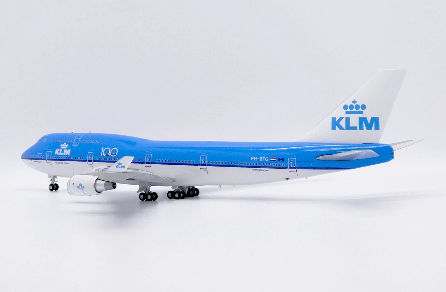 JC WINGS B747-400 KLM ROYAL DUTCH AIRLINES "100" (PLUS LIMITED EDITION AVIATION TAG) REG: PH-BFG