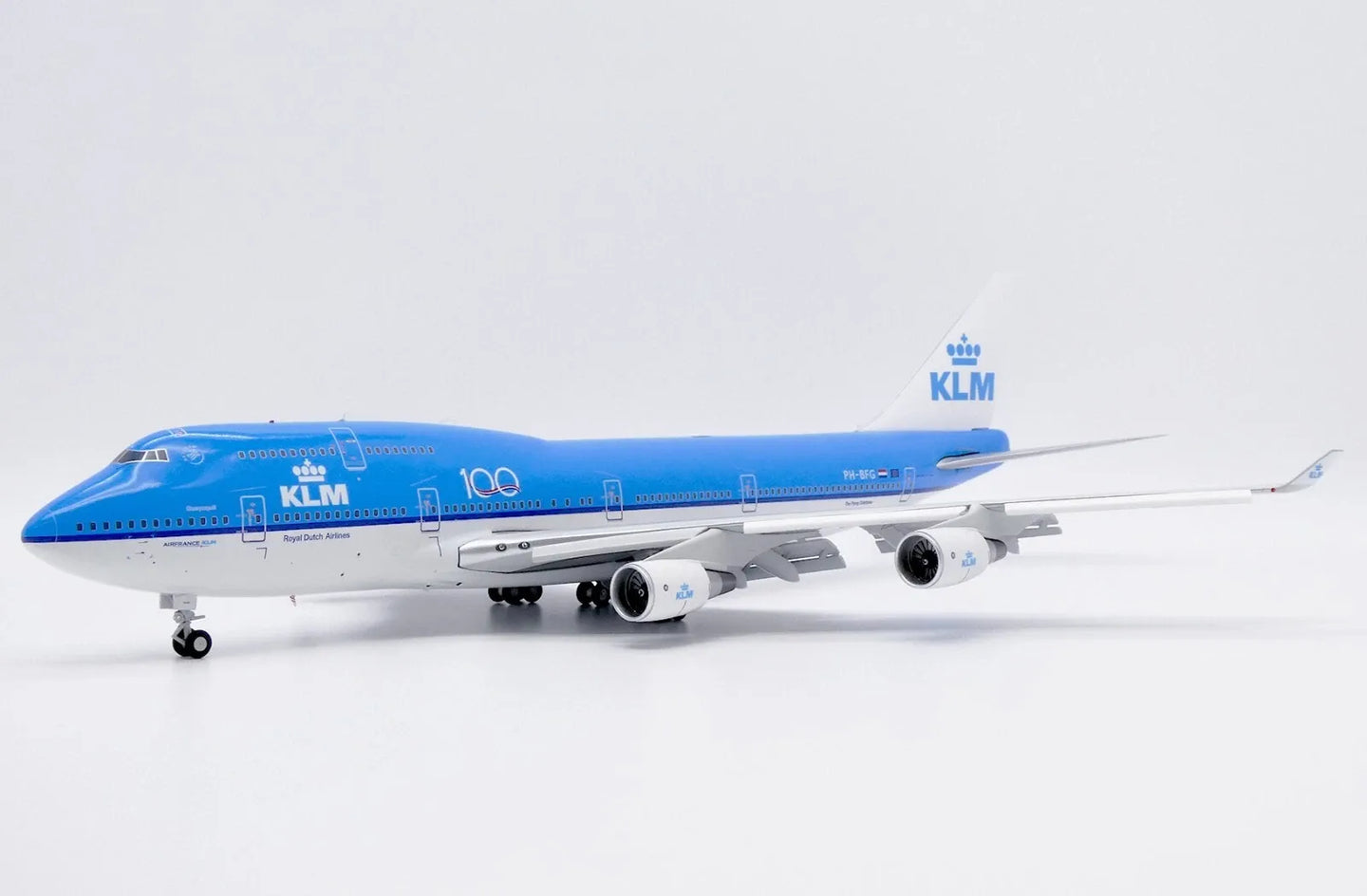 JC WINGS B747-400 KLM ROYAL DUTCH AIRLINES "100" (FLAPS DOWN) REG: PH-BFG