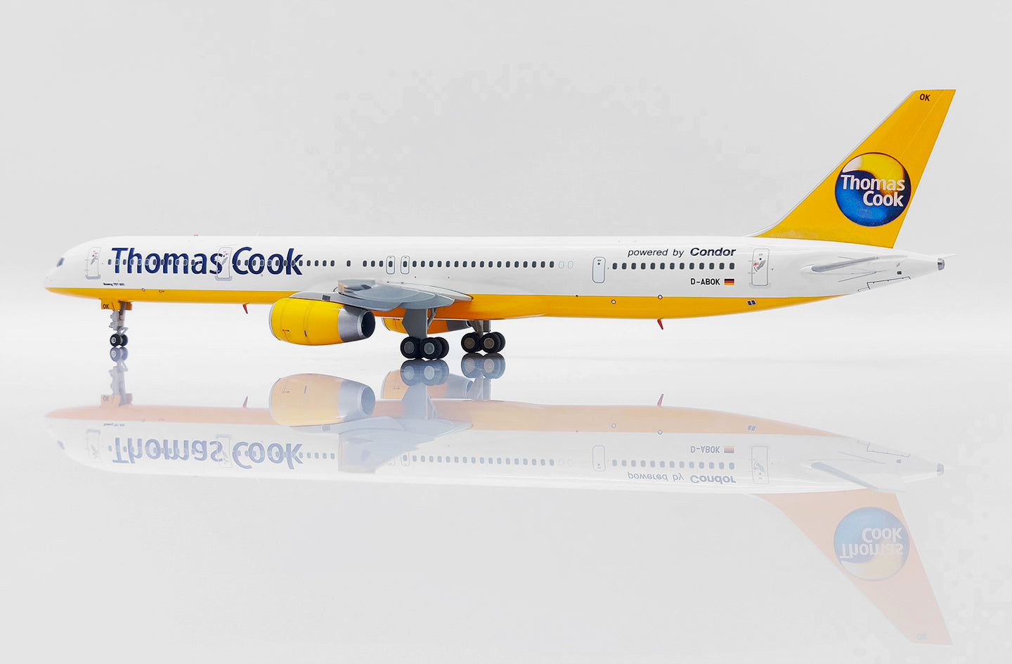 JC WINGS B757-300 THOMAS COOK REG: D-ABOK