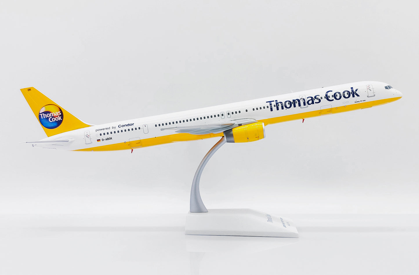 JC WINGS B757-300 THOMAS COOK REG: D-ABOK