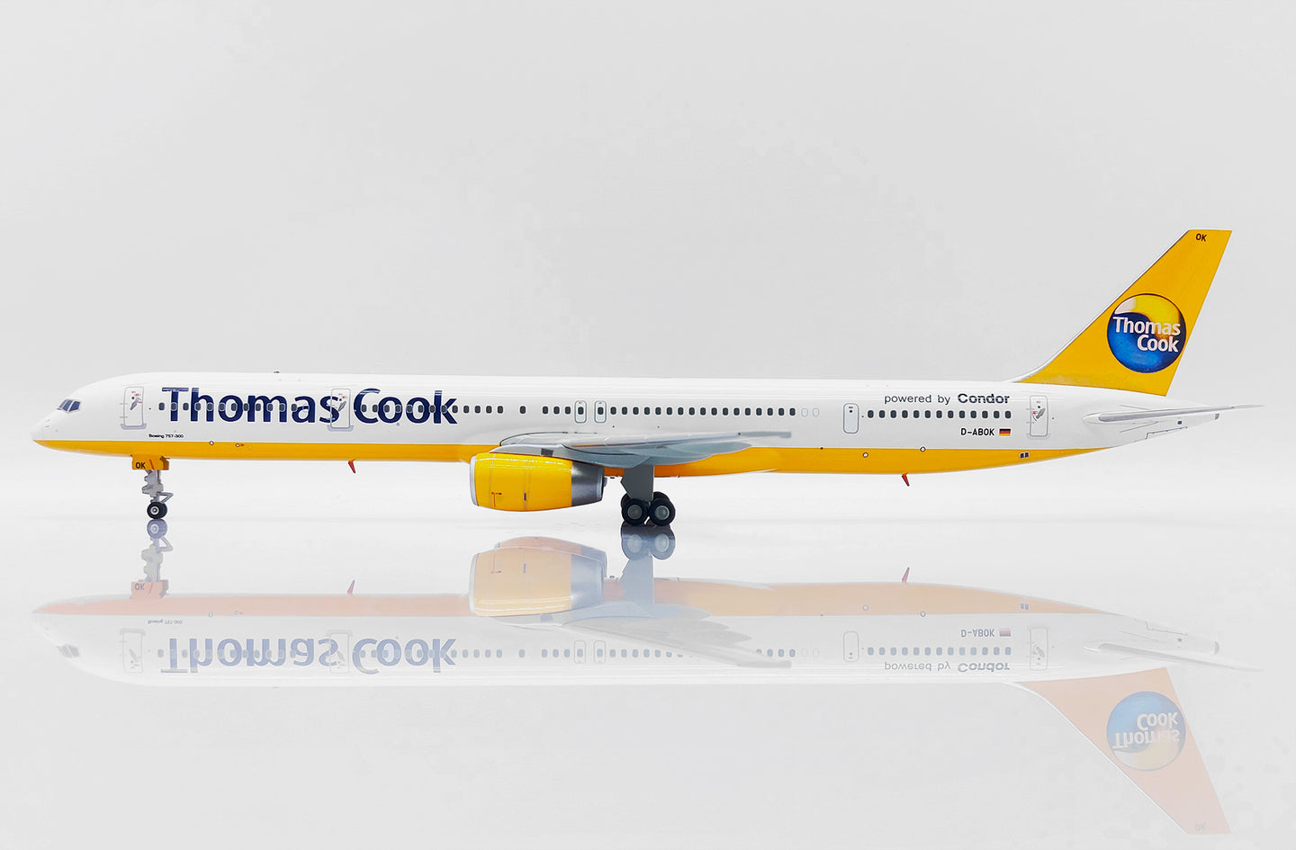 JC WINGS B757-300 THOMAS COOK REG: D-ABOK