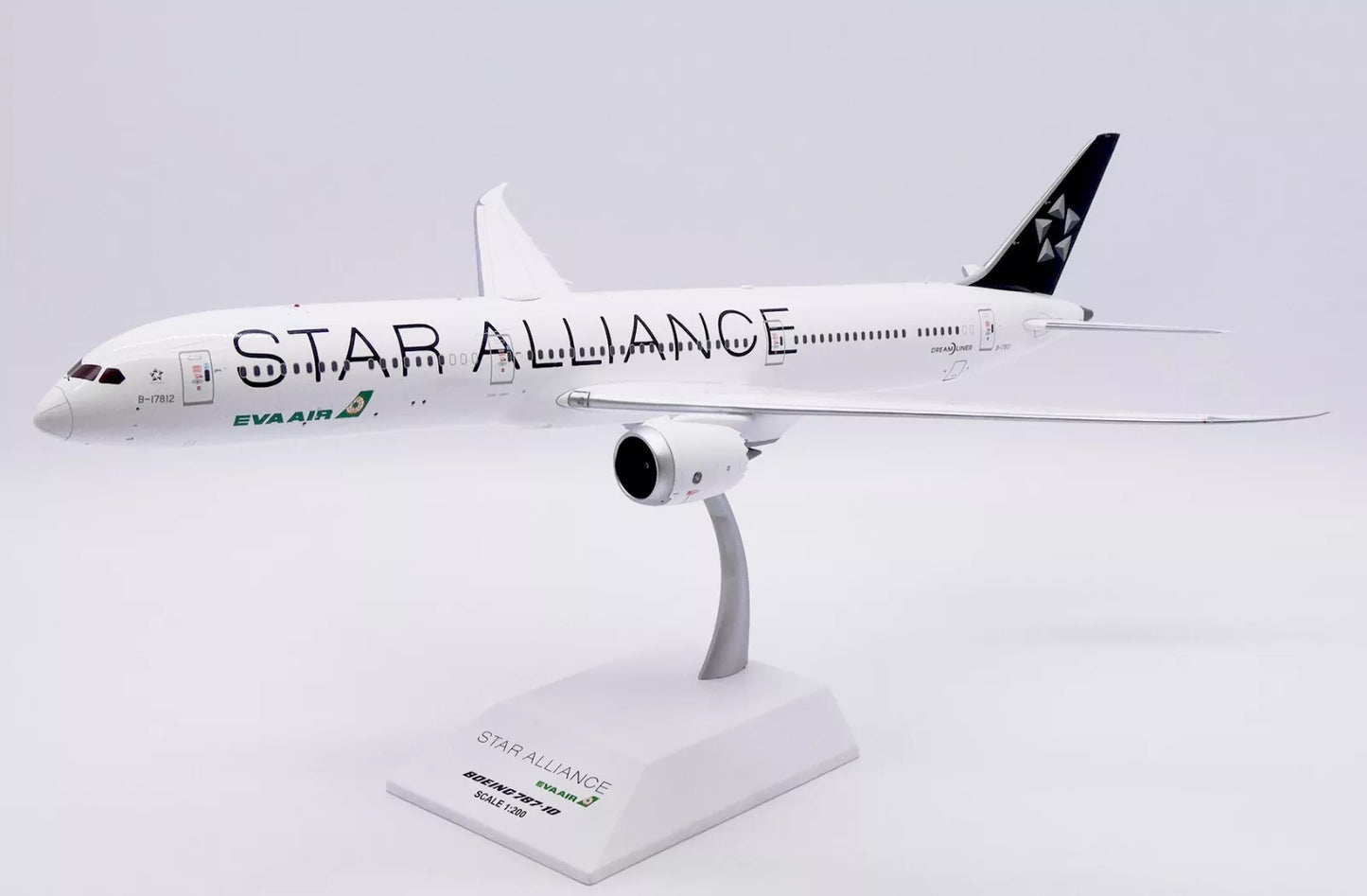 JC WINGS B787-10 DREAMLINER EVA AIR "STAR ALLIANCE LIVERY" REG: B-17812