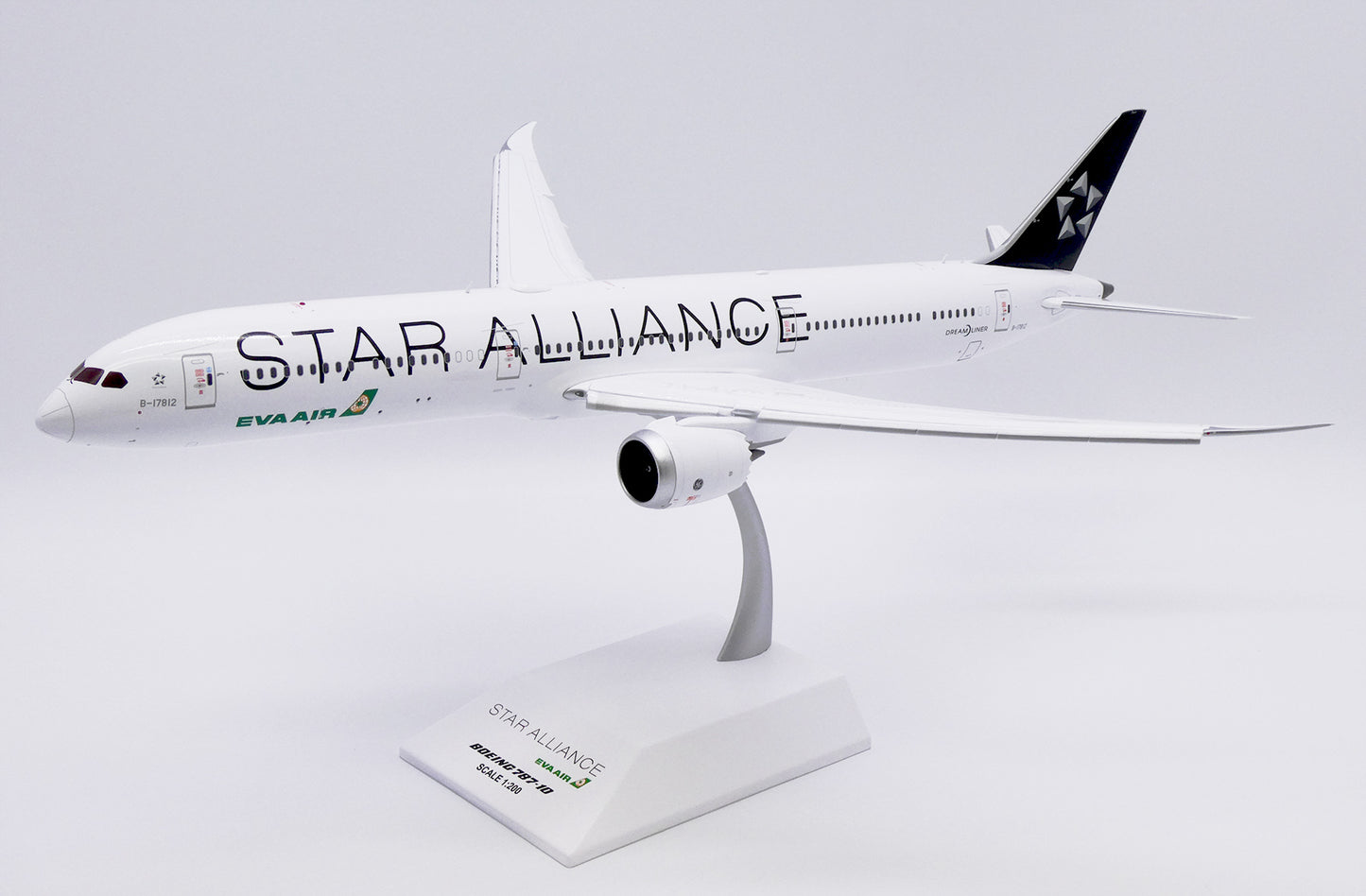 JC WINGS B787-10 DREAMLINER EVA AIR "STAR ALLIANCE LIVERY" (FLAPS DOWN) REG: B-17812
